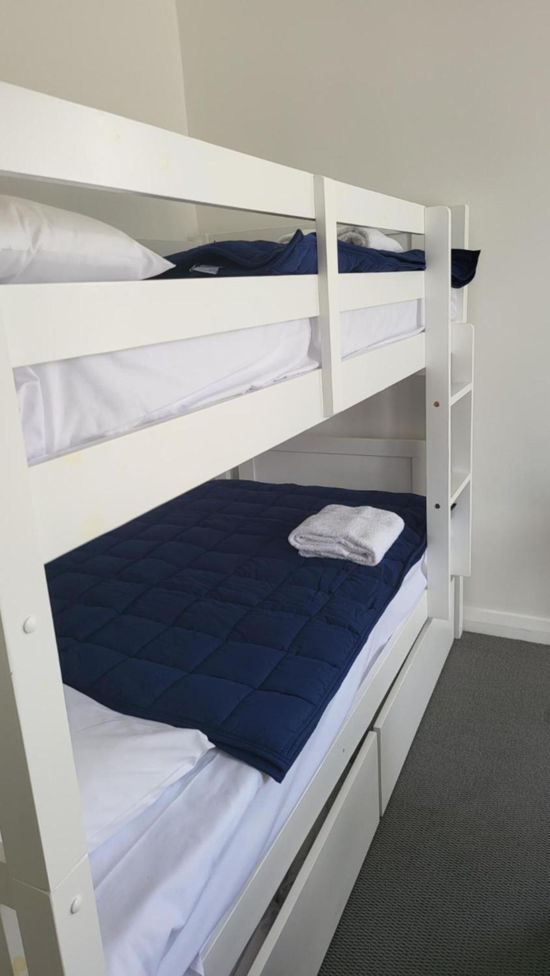 Husky 19 Beautifully Appointed Apartments - Great Location - In The Heart Of Husky Huskisson Kültér fotó